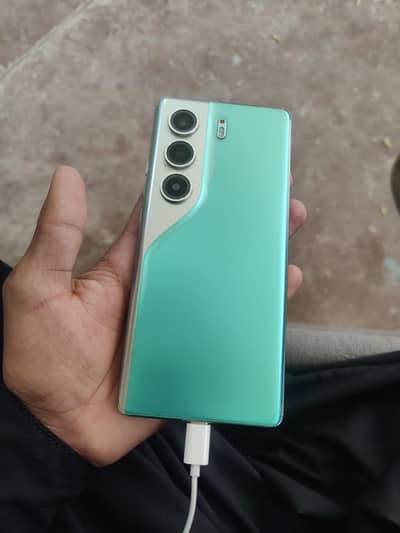 8+8gb256gb PUBG 60 fps