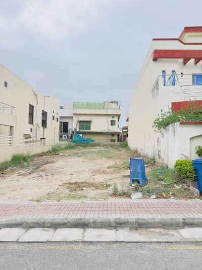 10 Marla Residential Plot In Bahria Town Phase 2