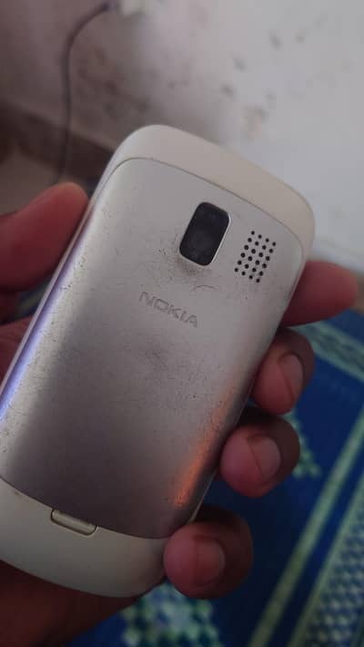 Nokia 302 dual sim working rough condition