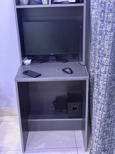 Workstation for sale