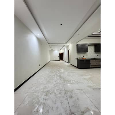 Beautiful Brand New 3 Bed Drawing Lounge