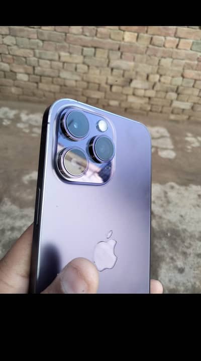 I phone 14 pro max Factory unlock with box