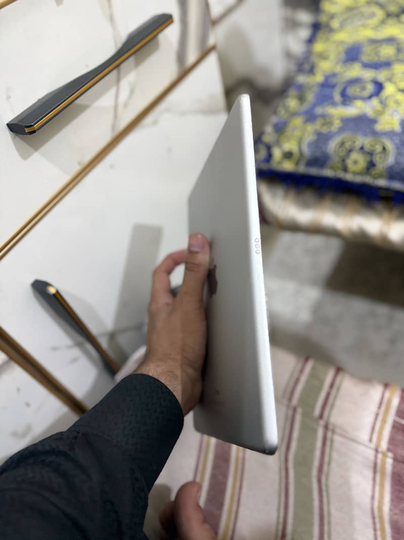 iPad 7th Generation 3