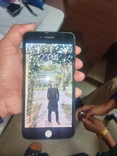 i Phone 7Plus 128 GB Battery Change Axhay Wali 03187858662