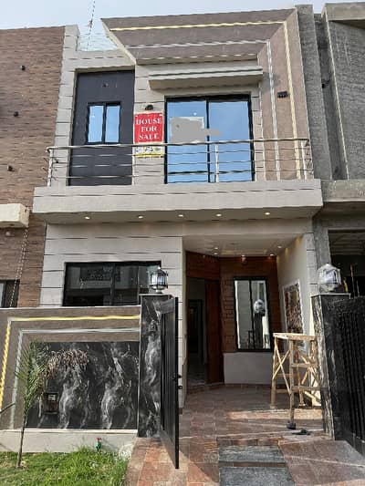 Centrally Located House In Al-Kabir Town - Phase 2 Is Available For sale
