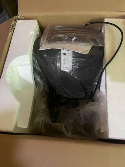 Zero Healthcare D'Queen Spa Foot & Calf Massager - Like New