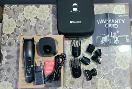 Dawlance 8 in 1 Trimmer & Shaver - 18m Warranty - Full Grooming Kit
