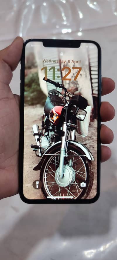 iphone xs max. . 03495827290