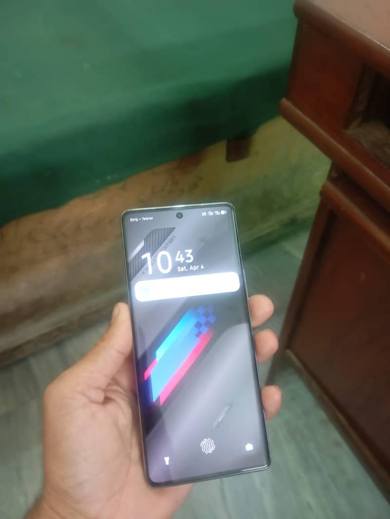 note 40 pro plus 5g 3