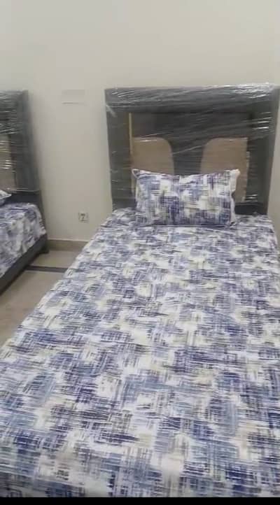 Luxury Furnished Room for Rent Single Bed in Sharing (With Attached Bath & Kitchen)