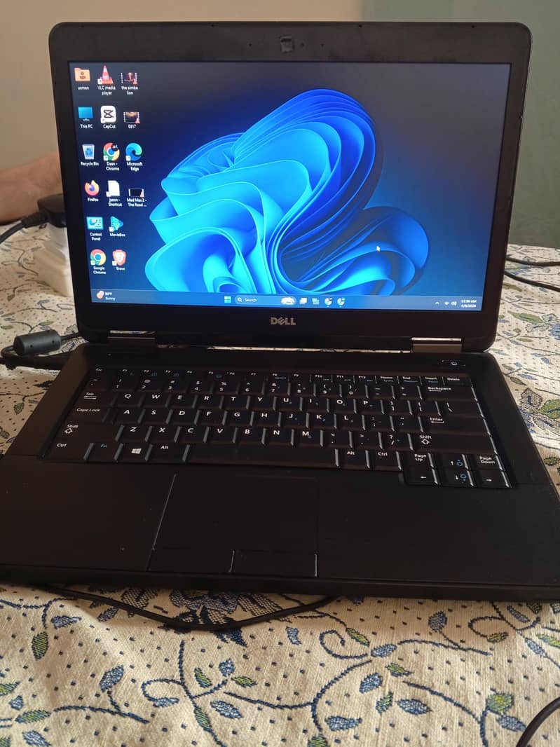 dell  latitude E5440 0