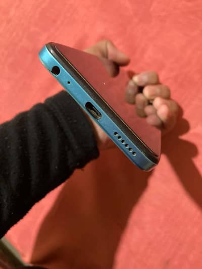 Tecno spark go 2023 memory 4/64 and box available