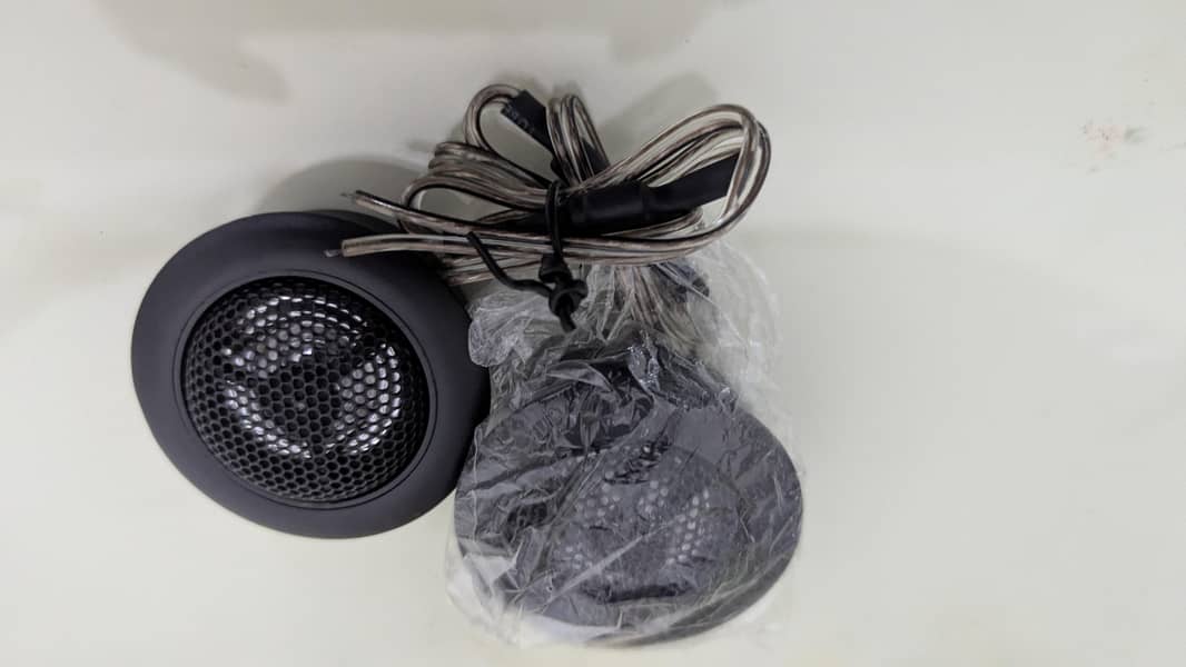 Tweeter speaker 0