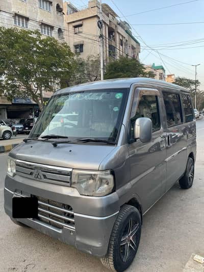 Mitsubishi minicab bravo