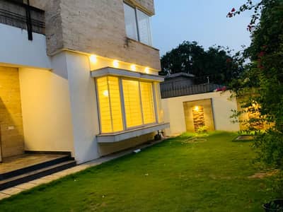 FULL HOUSE FOR RENT IN F-6