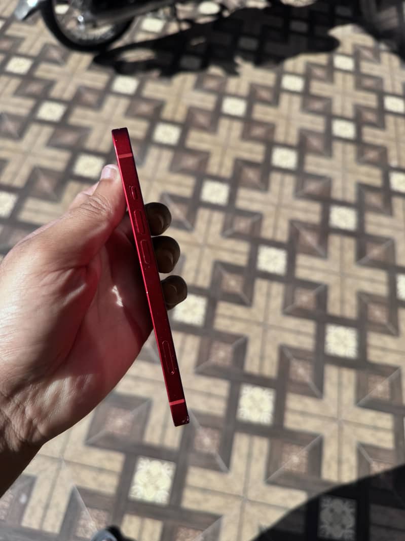 Iphone 13 product Red version (special version) 1