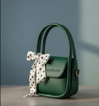 Ladies Purse in just Rs. 1899