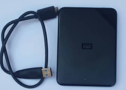 2TB WD EXTERNAL HARD DRIVE