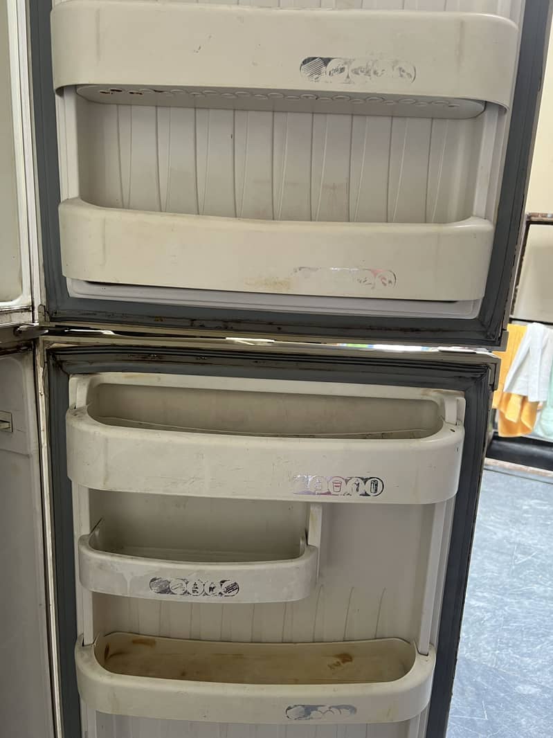 Orient Refrigerator 5