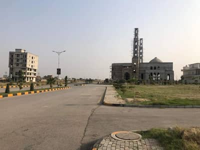 Ideal Plot Motorway Facing Mosque & Commercial