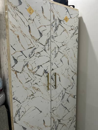 Wooden Wardrobe/Almaari