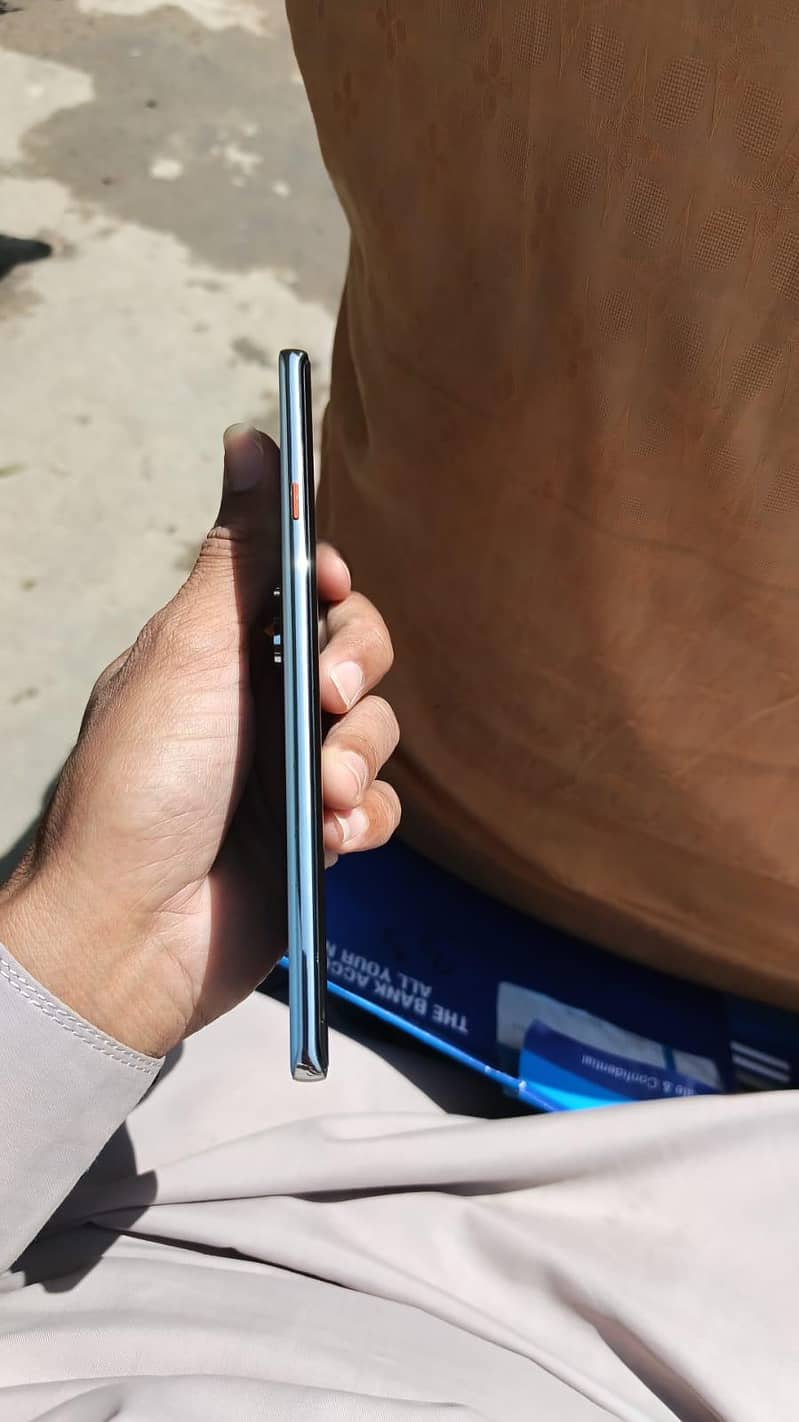Tecno Camon 40 pro 5