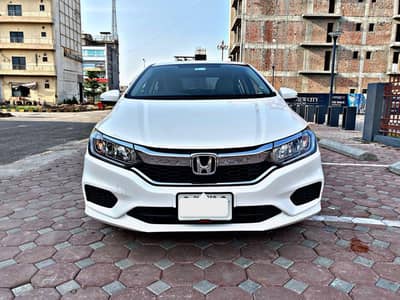 Honda City 1.2 auto with leather seats and camera