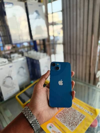 iPhone 13 factory unlock