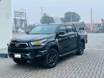 Toyota Hilux Revo V Automatic 2.8 2019