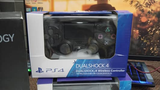 PlayStation 4 2 controller