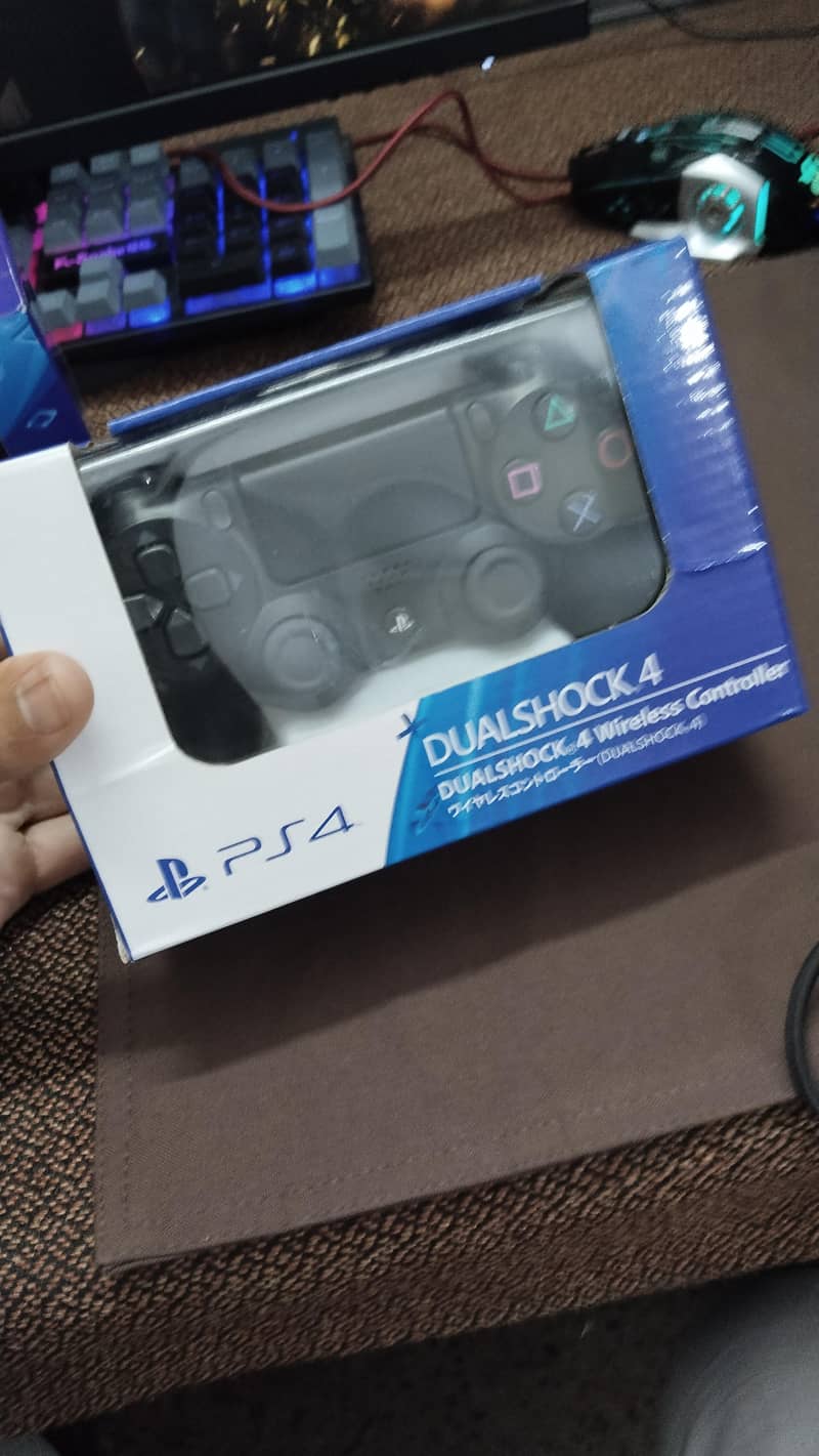 PlayStation 4 2 controller 2