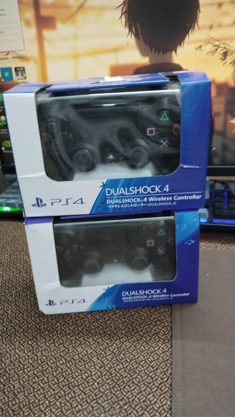 PlayStation 4 2 controller 3