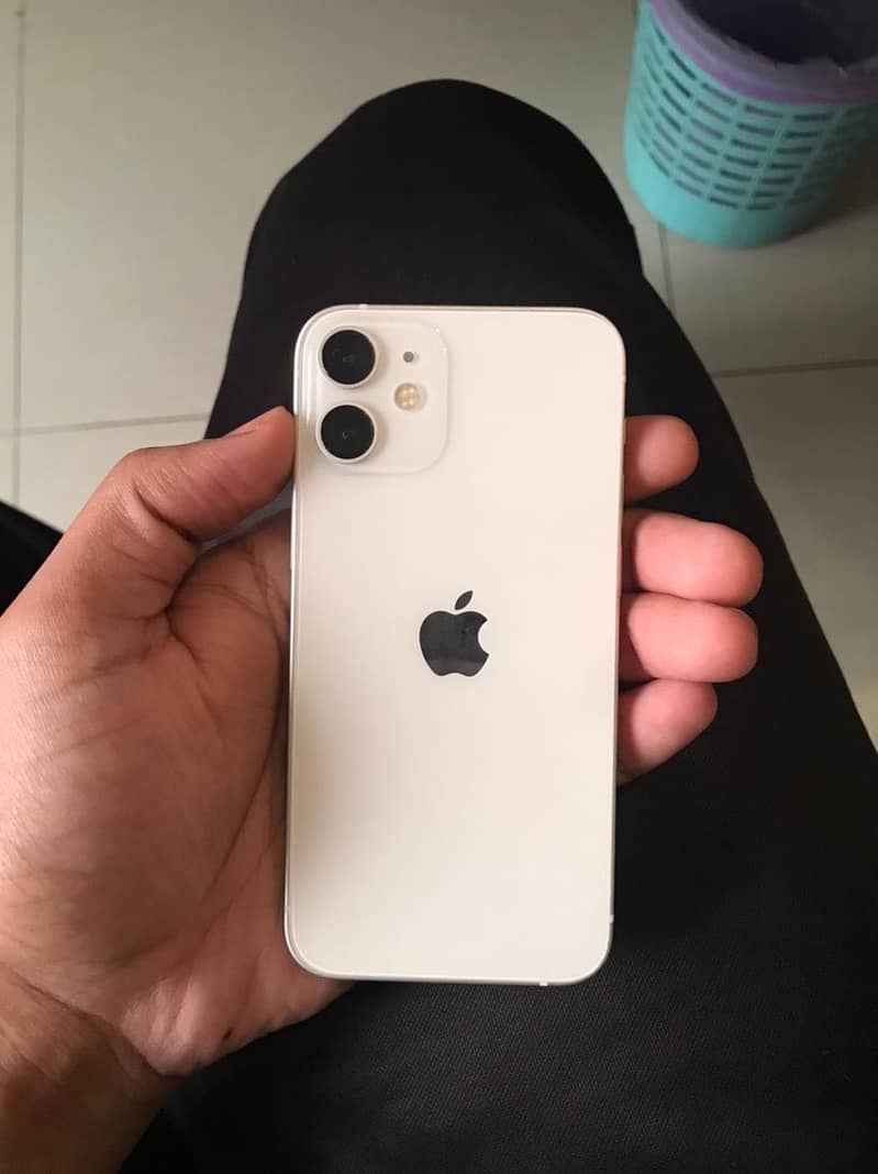 Iphone 12 mini 0