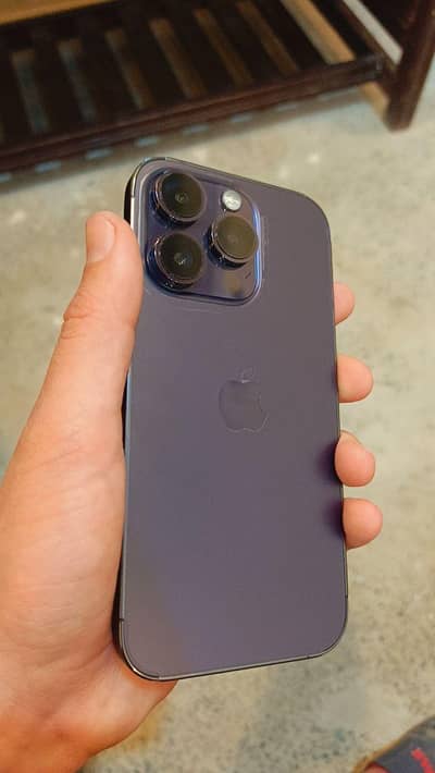 IPhones 14 pro 256GB JV battery health 87%