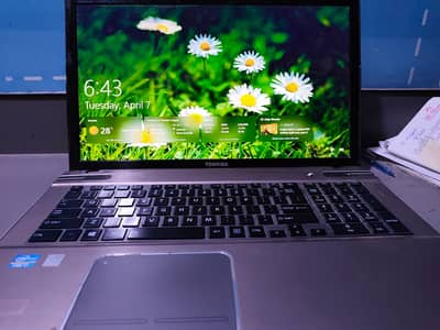 Toshiba Laptop (3rd Generation – Core i7) –