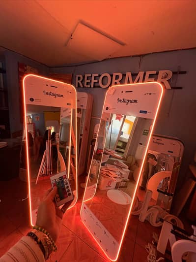 Instagram | RGB - Room Mirror