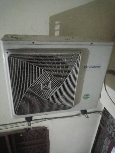 Haier 1.5 ton DC inverter
