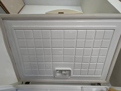 waves cool bank single door deep freezer model wdf 313