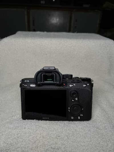 Sony A7III - Brand New Condition (26000 Shutter Only) + Premium Skin