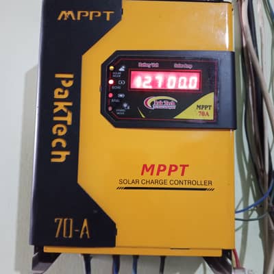 MPPT PAKTECH 70 amp 12/24 volts.