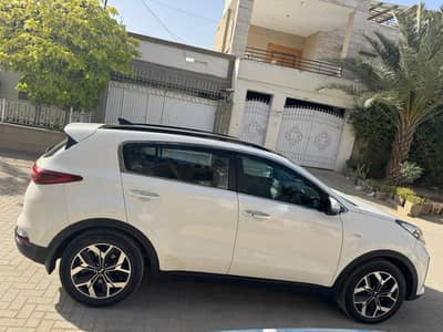 Kia sportage AWD 2021 model