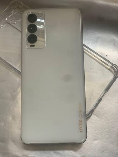 tecno camon 18p all ok 10by 10 conditions box nhi hai charge original