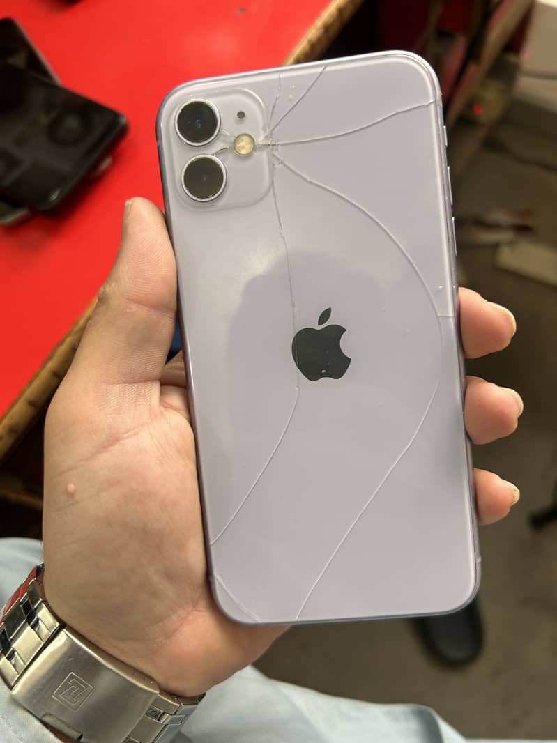 iPhone 11 7