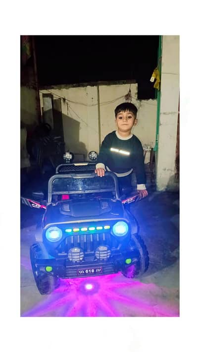 baby kid car 4 motors  good candition