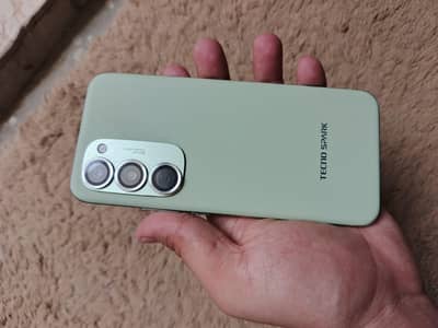 Techno Spark 40 pro+ (plus) With box & charger - new condition