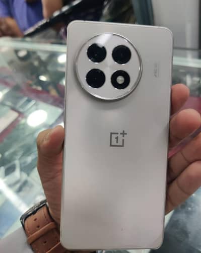 one plus Ace 5 16/512