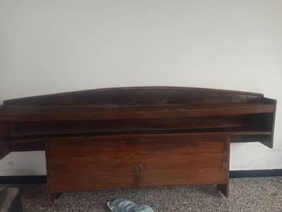 bedwith side side table and matters