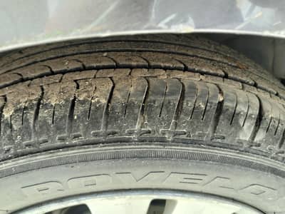 Rovelo Tyres 185/65/15 like bran new.