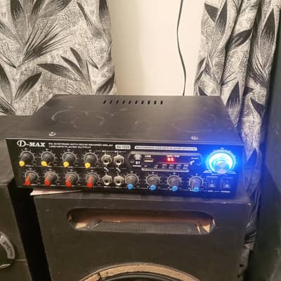 Amplifier and speaker