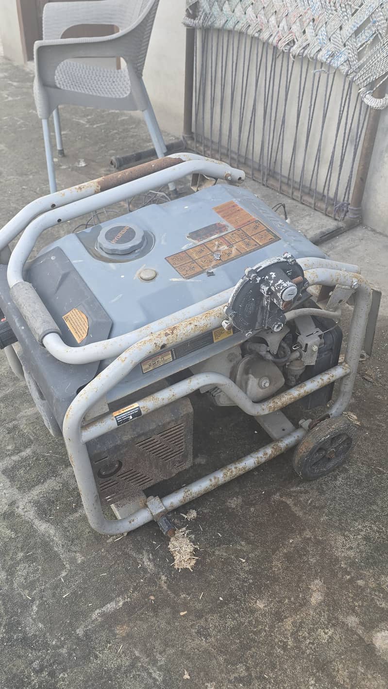 Hyundai 6.5 KVA Petrol Generator Fuel Petrol for sale 3